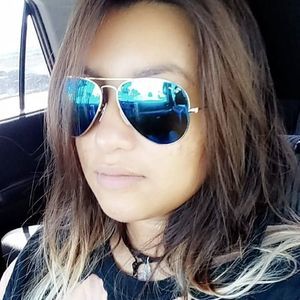 Meet your Posher, Krystal